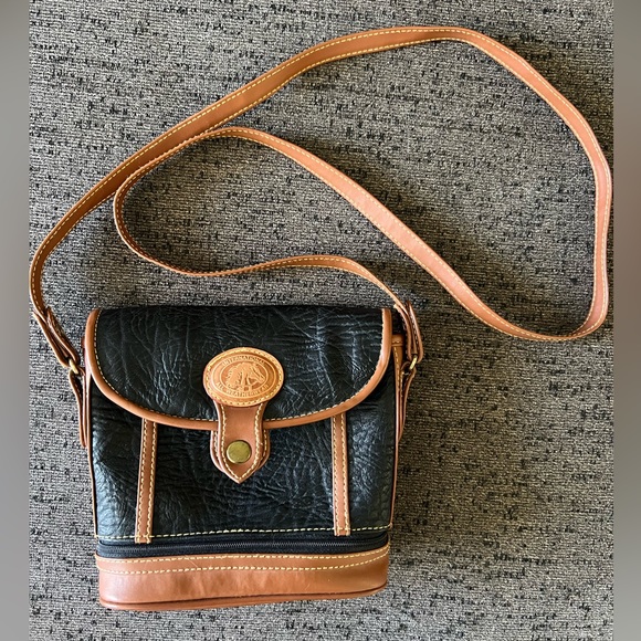 International All Weatherwear Purse - Picture 1 of 4